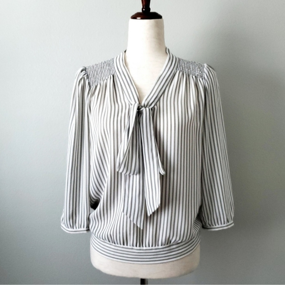 The Limited Striped Pussycat Bow 3/4 Sleeve Top, Size XS